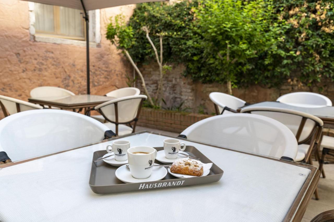 Residenza Centopietre - Dorsoduro By Wonderful Italy Venedig Exterior foto