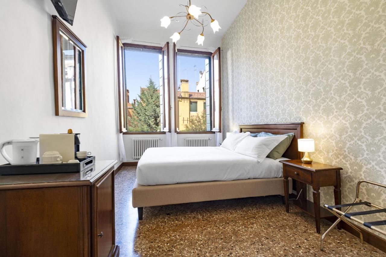Residenza Centopietre - Dorsoduro By Wonderful Italy Venedig Exterior foto