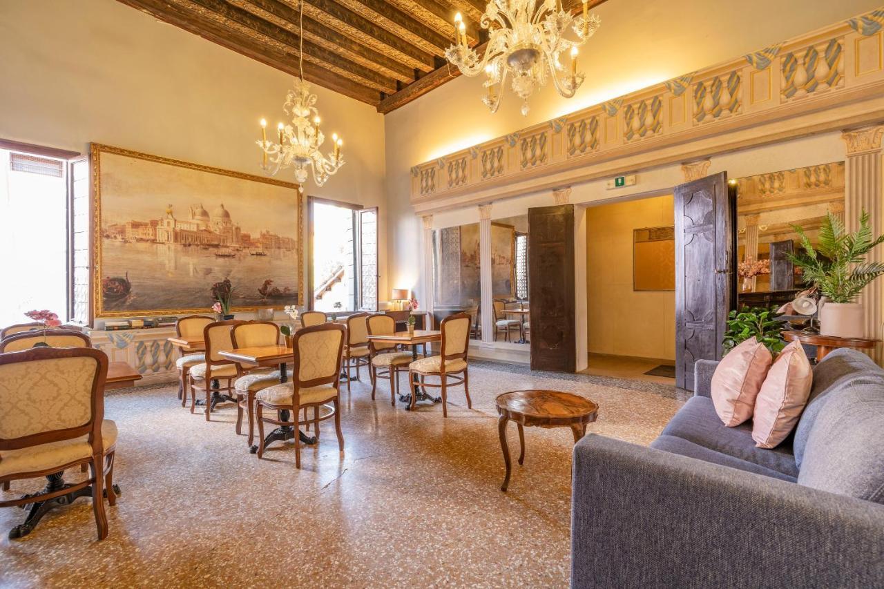 Residenza Centopietre - Dorsoduro By Wonderful Italy Venedig Exterior foto