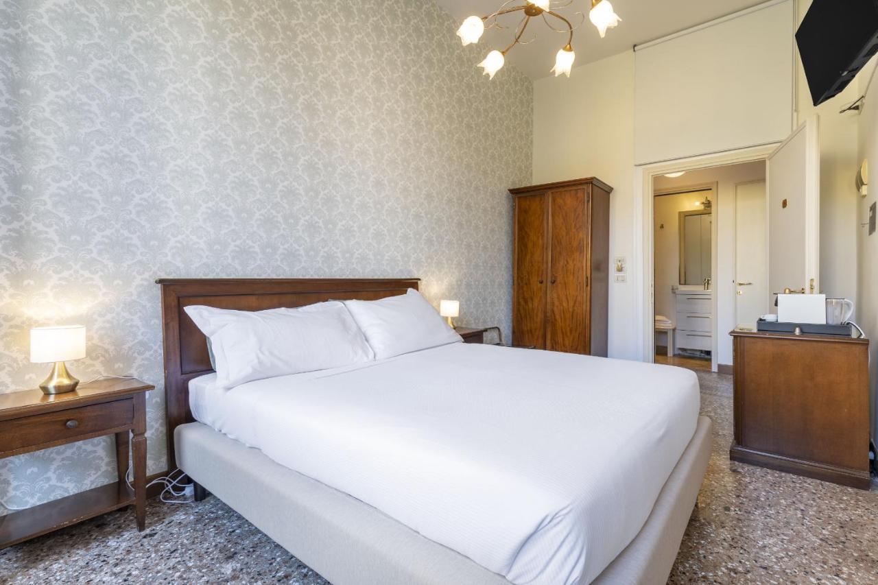 Residenza Centopietre - Dorsoduro By Wonderful Italy Venedig Exterior foto