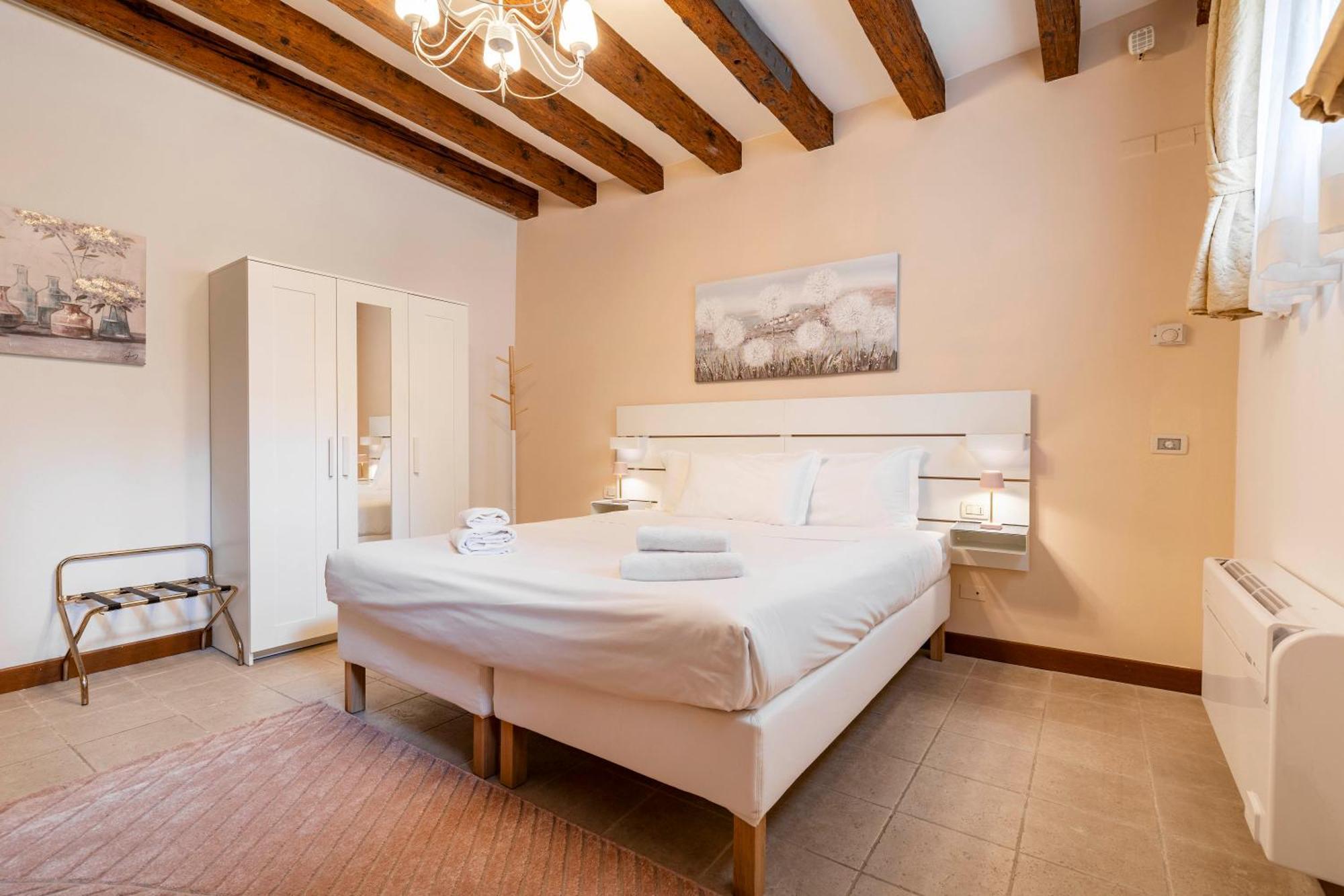 Residenza Centopietre - Dorsoduro By Wonderful Italy Venedig Exterior foto